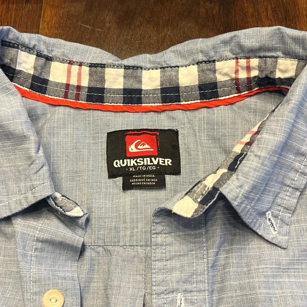 Quiksilver Sleeve Button Up - Picture 2 of 5